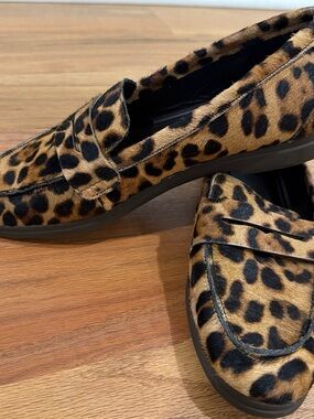 Zara Leopard Print Slip-On Loafers in Brown and Black